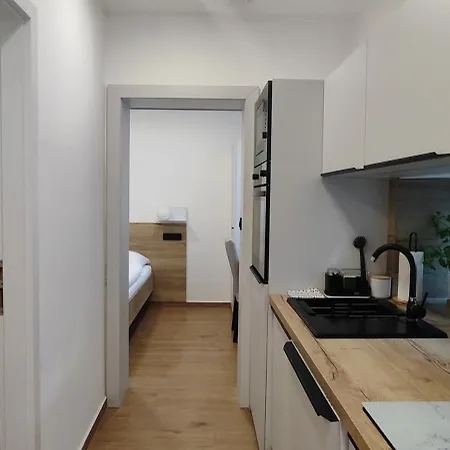 Hanesi Apartmán *